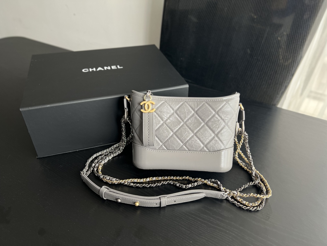 Handbag Chanel size 20cm15cm8 cm - vstockx