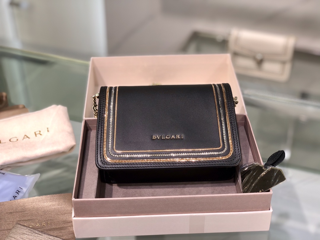 Handbags Bvlgari 288104 size:17.cm - vstockx