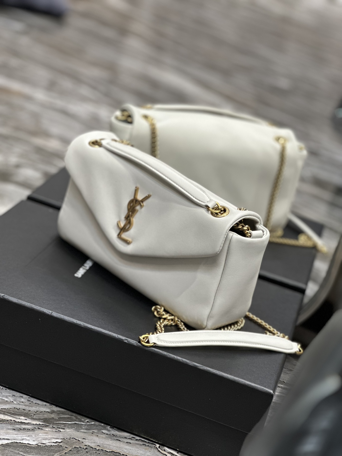 Handbags SAINT LAURENT 734153 size 26  14  7 cm - vstockx