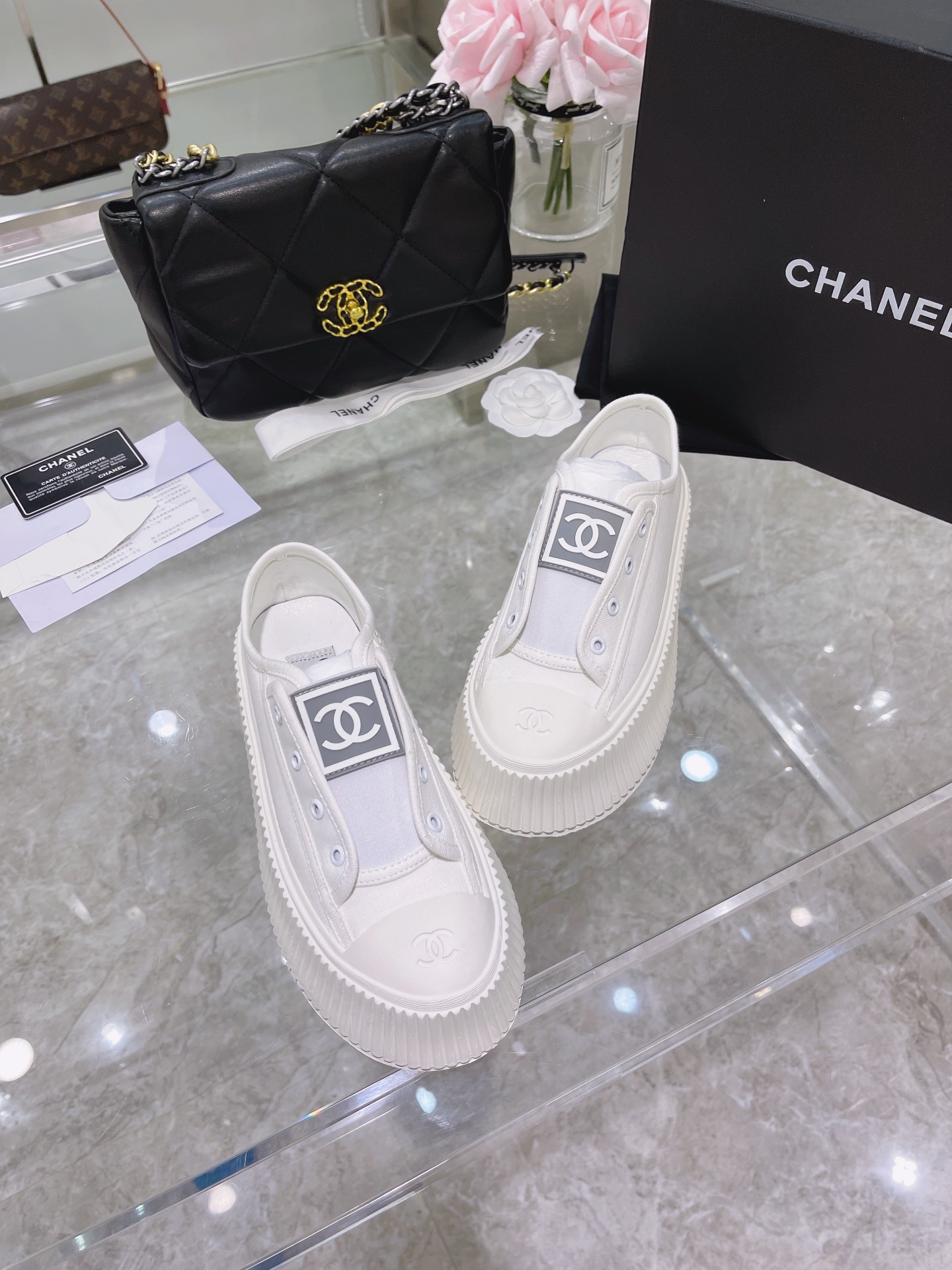 Chanel Platform Sneaker 19 - vstockx