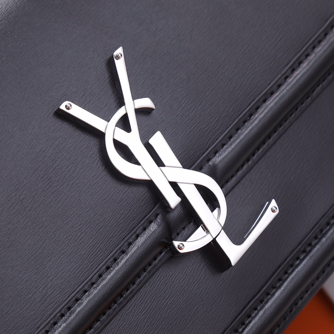 Handbags SAINT LAURENT 634305 size 23x16x6 cm - vstockx