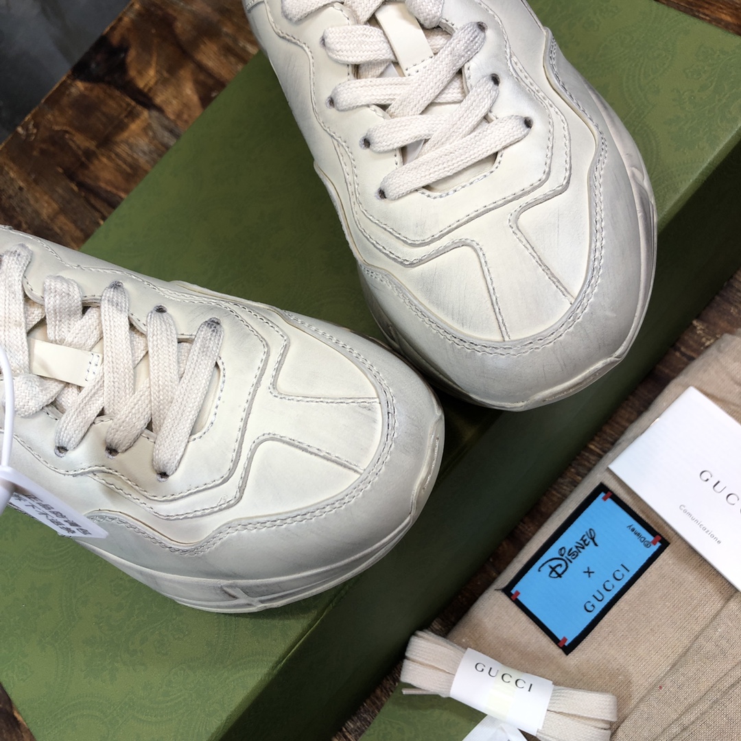 Gucci Rhyton sneaker 34 - vstockx