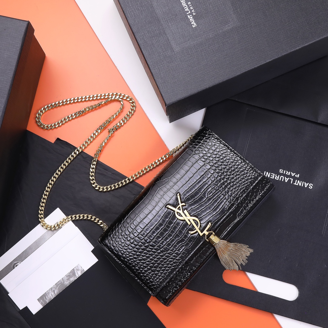 Handbags SAINT LAURENT 354119 size 24x14.5x5 cm - vstockx