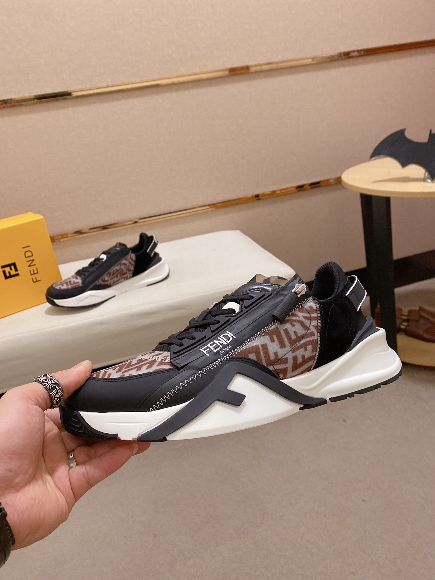 Fendi Flow Ff Sneakers 19 - vstockx