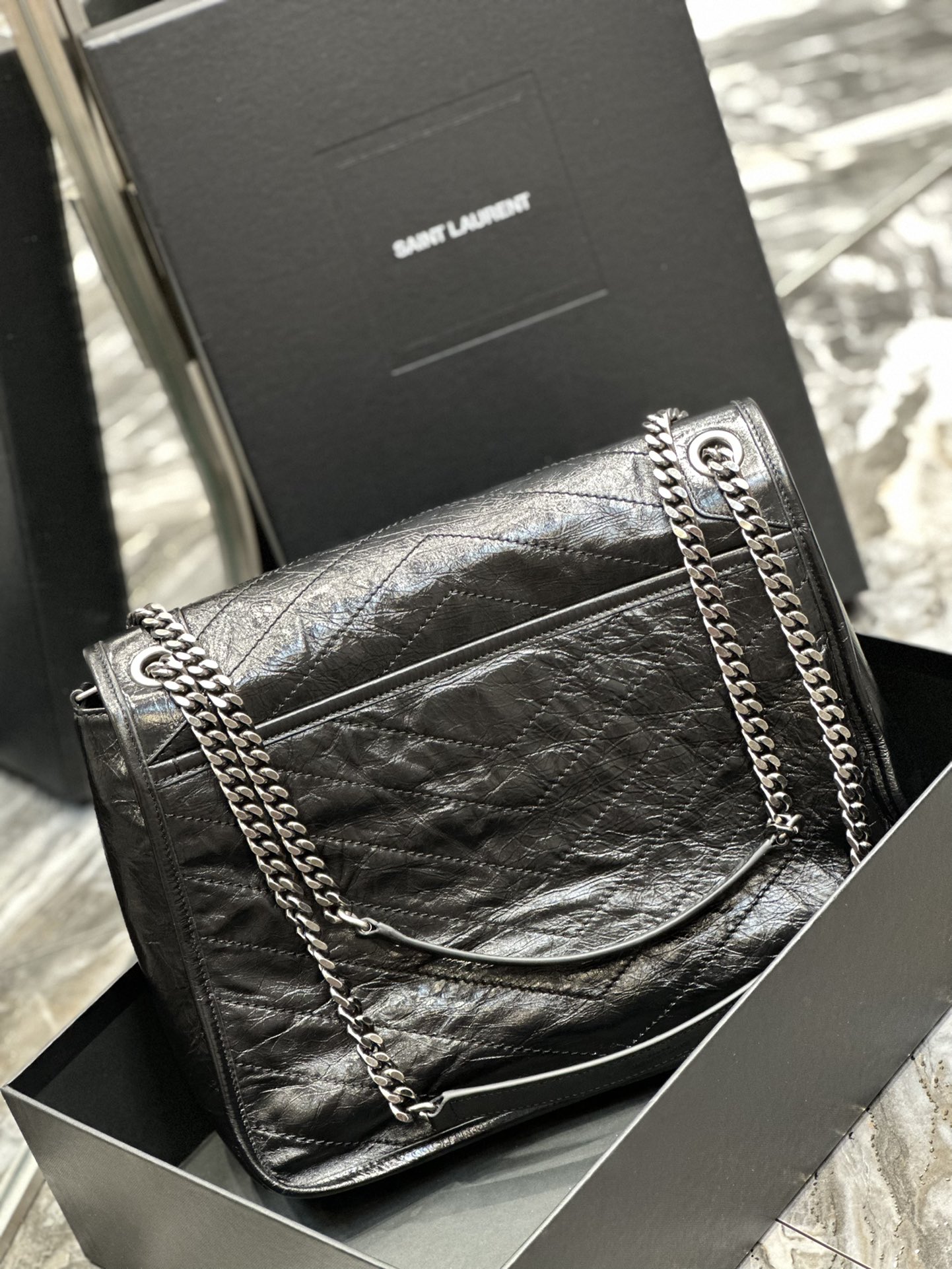 Handbags SAINT LAURENT 498830 size 32  23  9 cm - vstockx