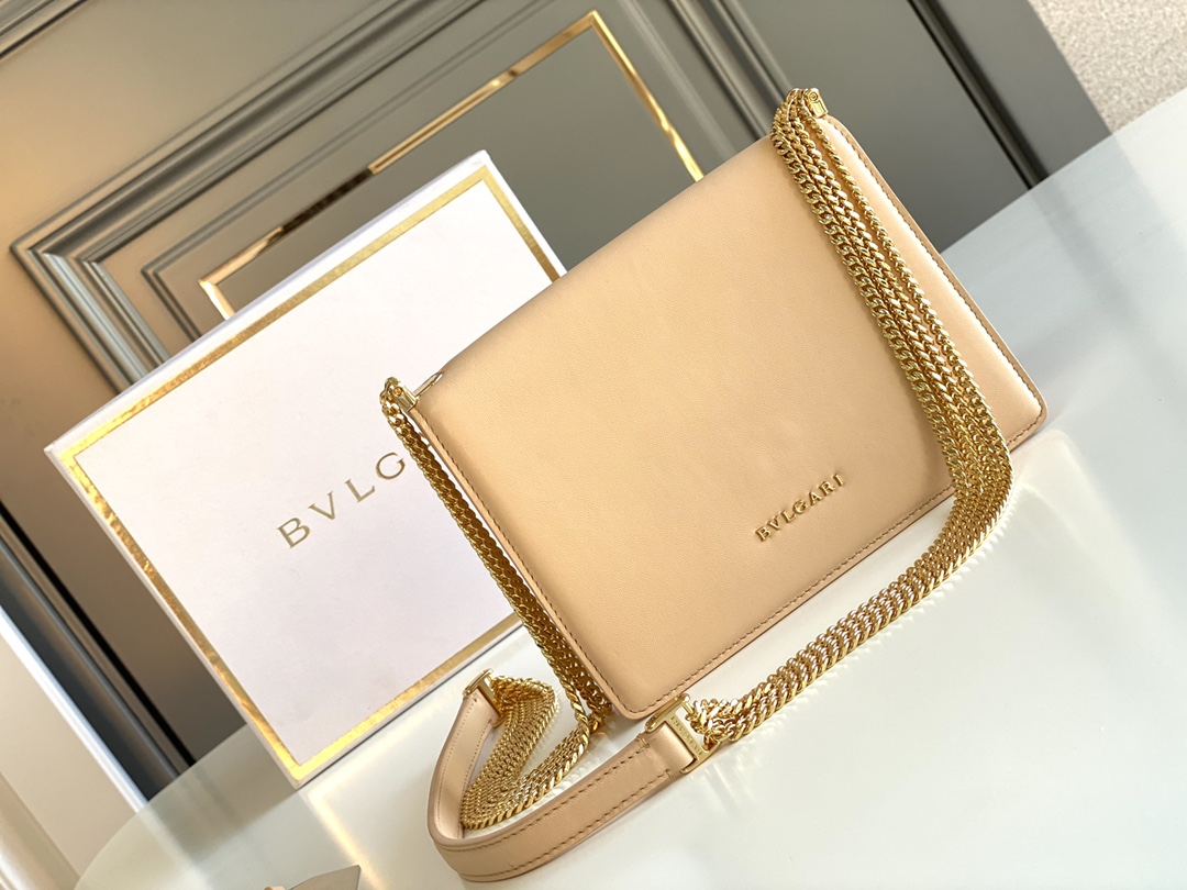 Handbags Bvlgari Sprpenti Forever size:19*13.5*6 cm - vstockx