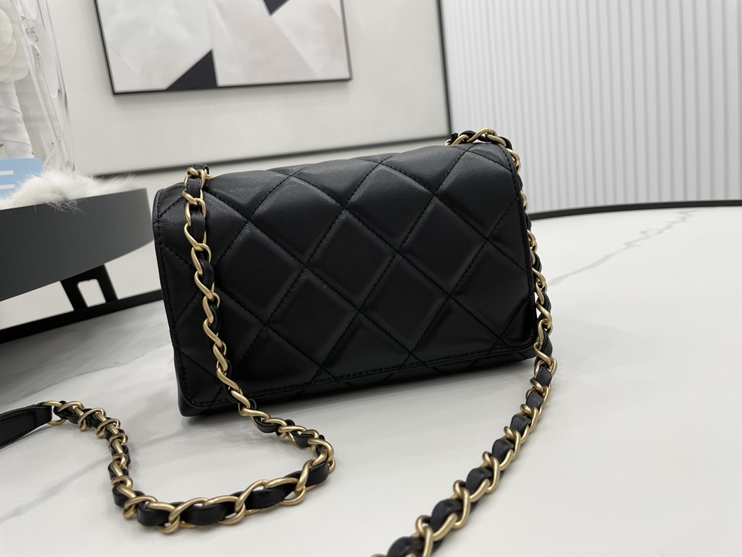 Handbag Chanel AS2633 size 18*7*12 cm - vstockx