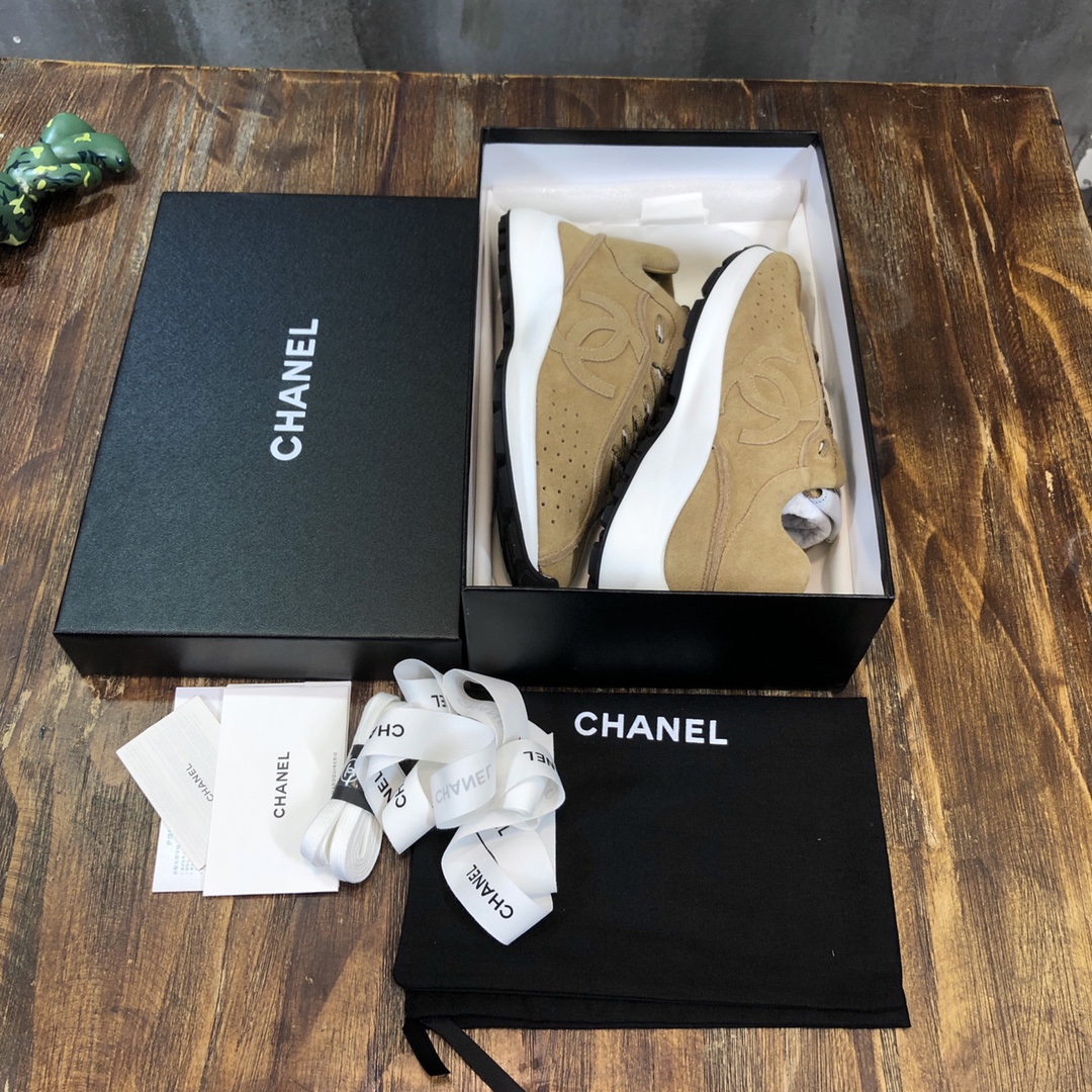 Chanel Fabric & Suede Calfskin Low Top Sneaker 28 - vstockx