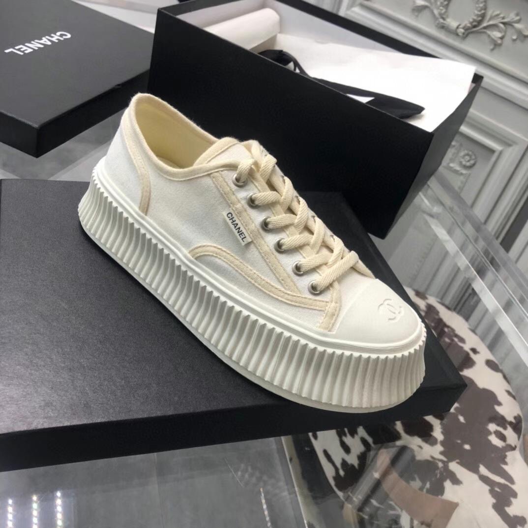 Chanel Platform Sneaker 25 - vstockx
