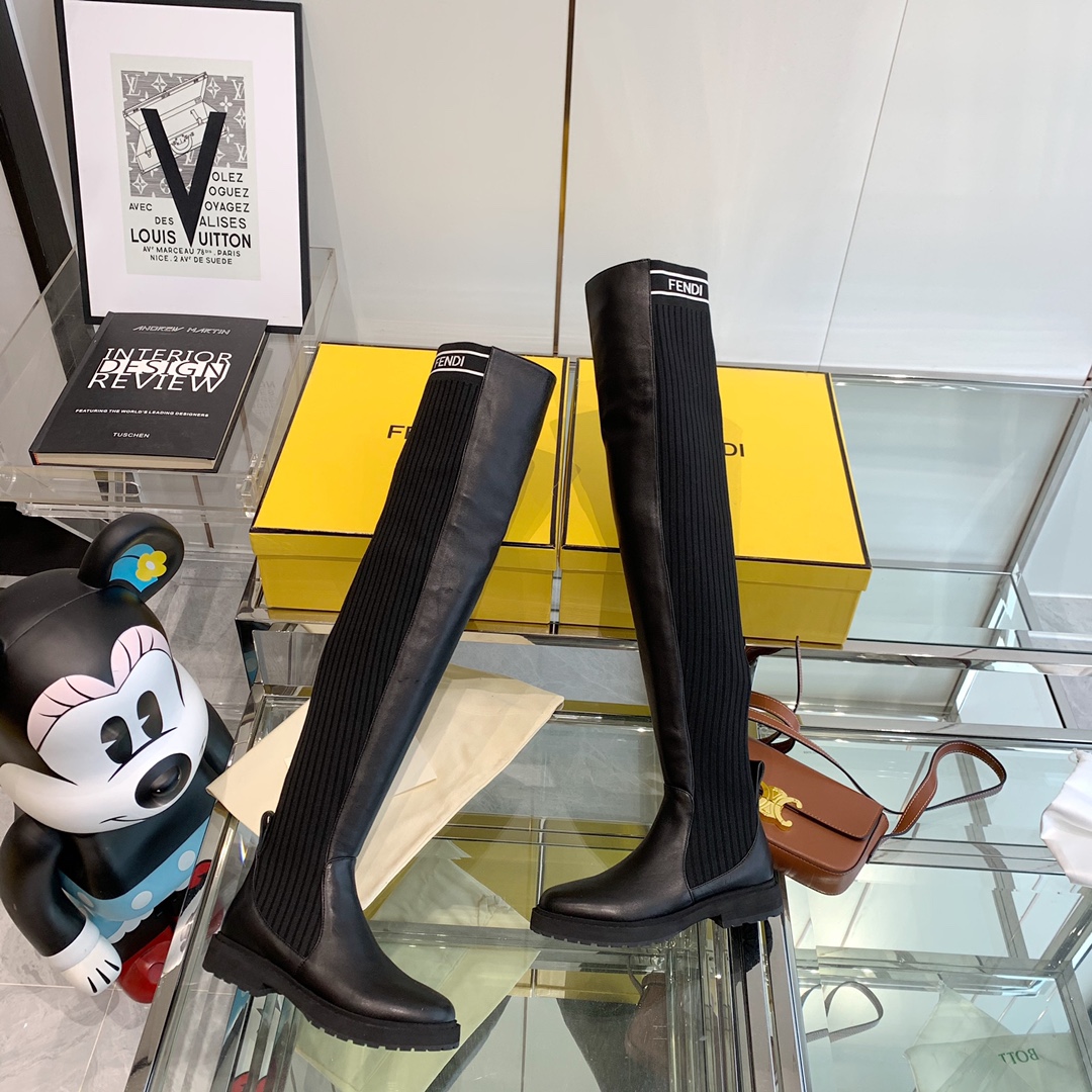 Fendi Boots 9 - vstockx