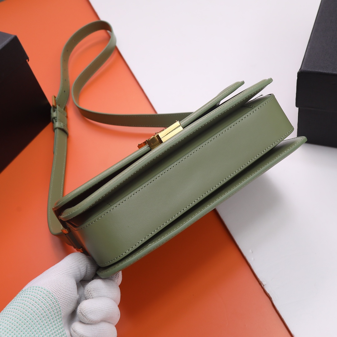 Handbags SAINT LAURENT 634305 size 23x16x6 cm - vstockx