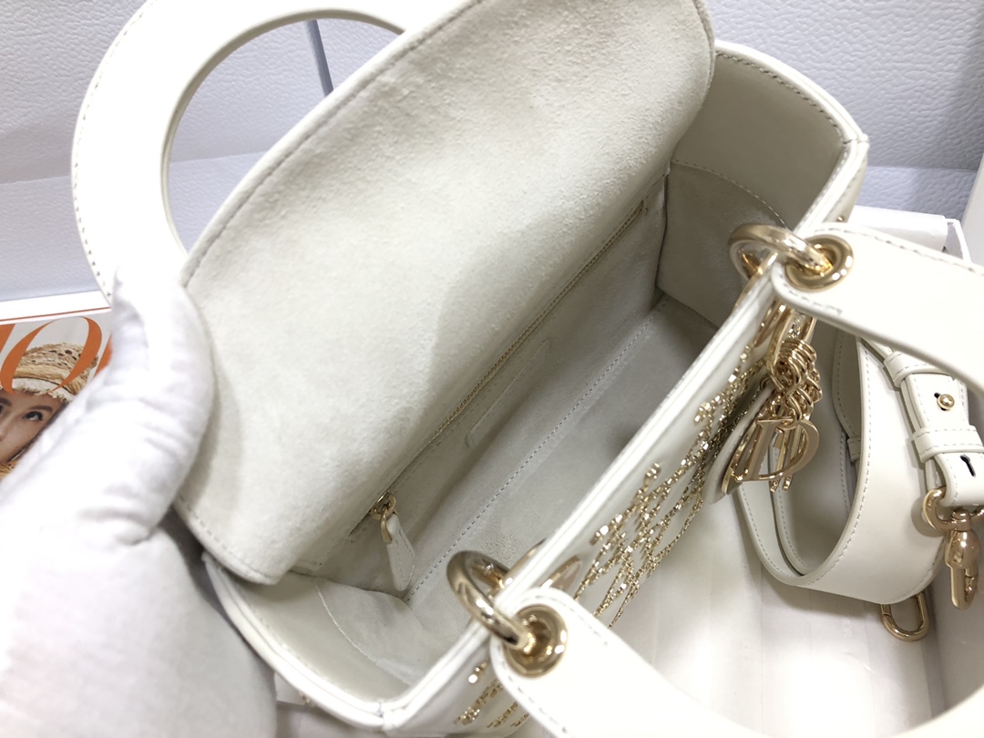 Handbag Dior M0538 size 20 x 16.5 x 8 cm - vstockx