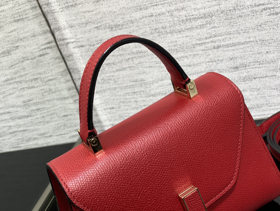 Handbag VALEXTRA size '**' - vstockx