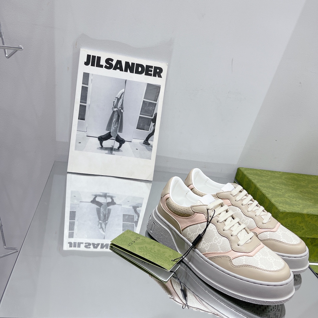 Gucci Women's GG sneaker 2 - vstockx