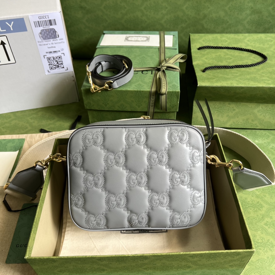 Handbag Gucci 702234 size 21.5x 17x 7.5 cm - vstockx