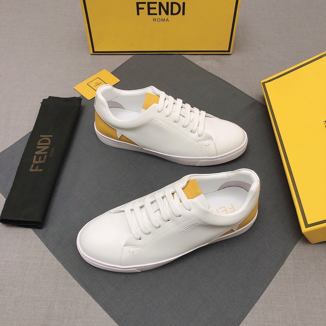 Fendi Low Top Sneakers 21 - vstockx