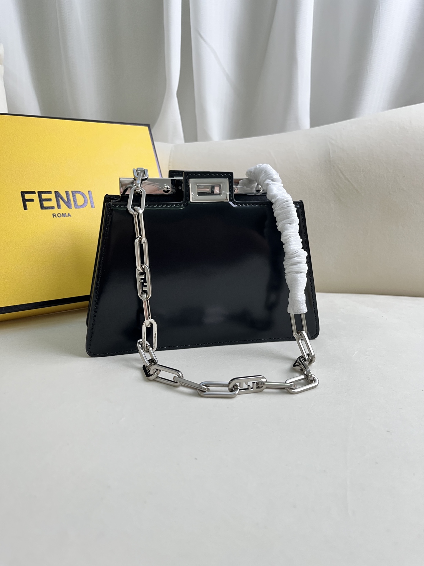 handbags FENDI 1012 size:20.5*11*14cm - vstockx
