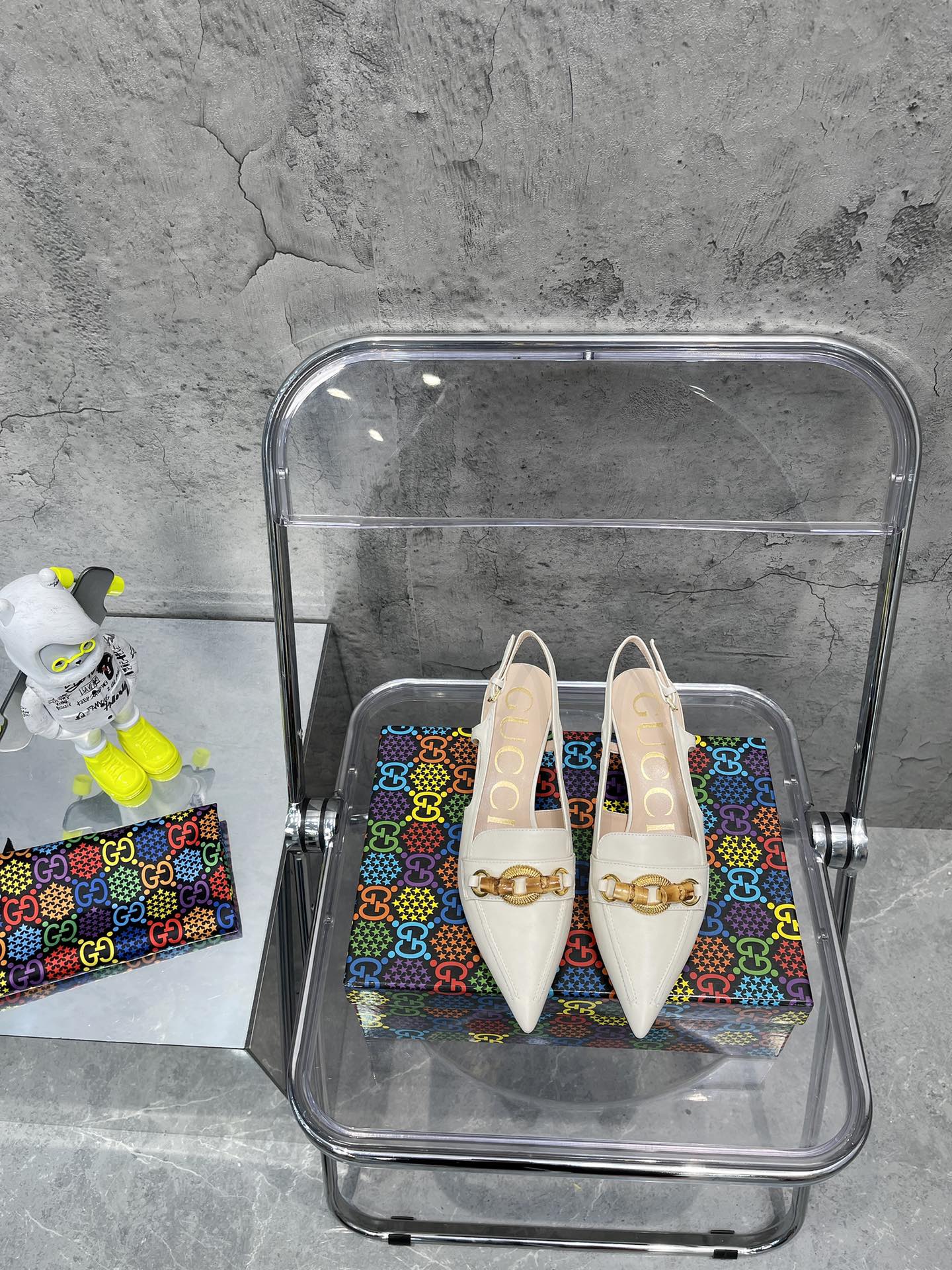 Gucci Women's crocodile print pump WOMEN 4 - vstockx