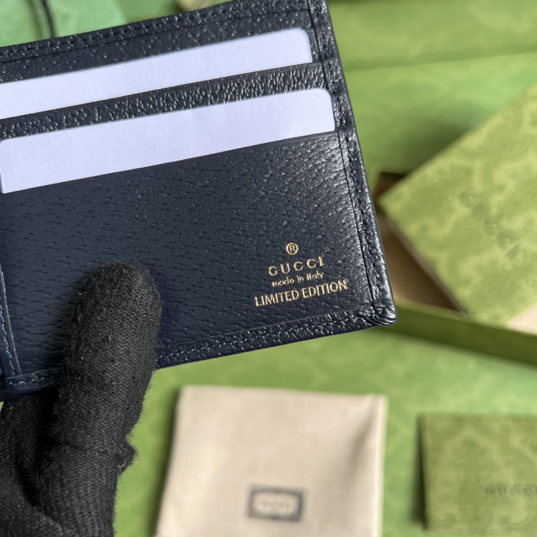 Handbag Gucci 597606 size 12*9.5*1.5 cm - vstockx