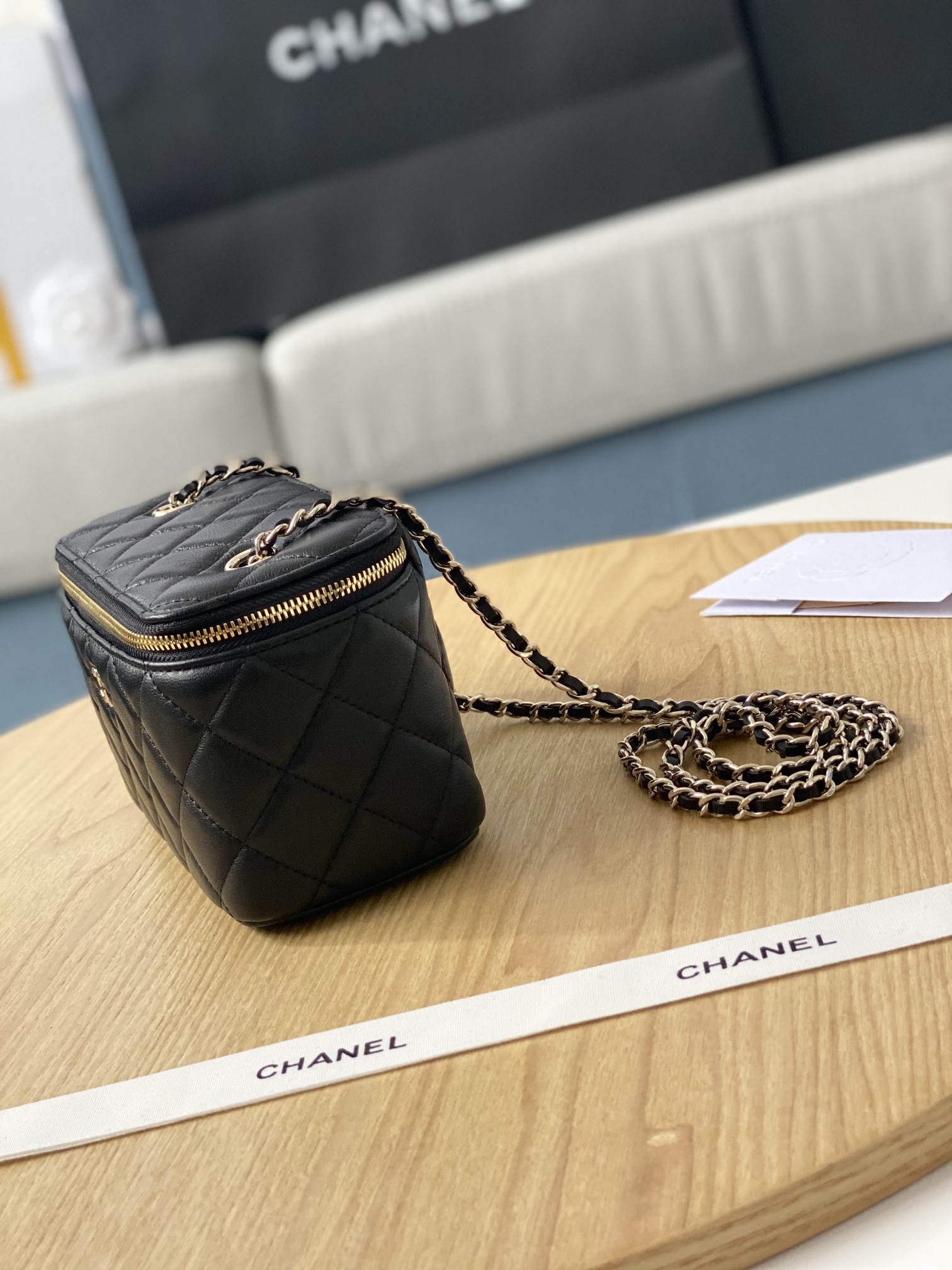Handbag Chanel 81341 size 9.5*17*8 cm - vstockx