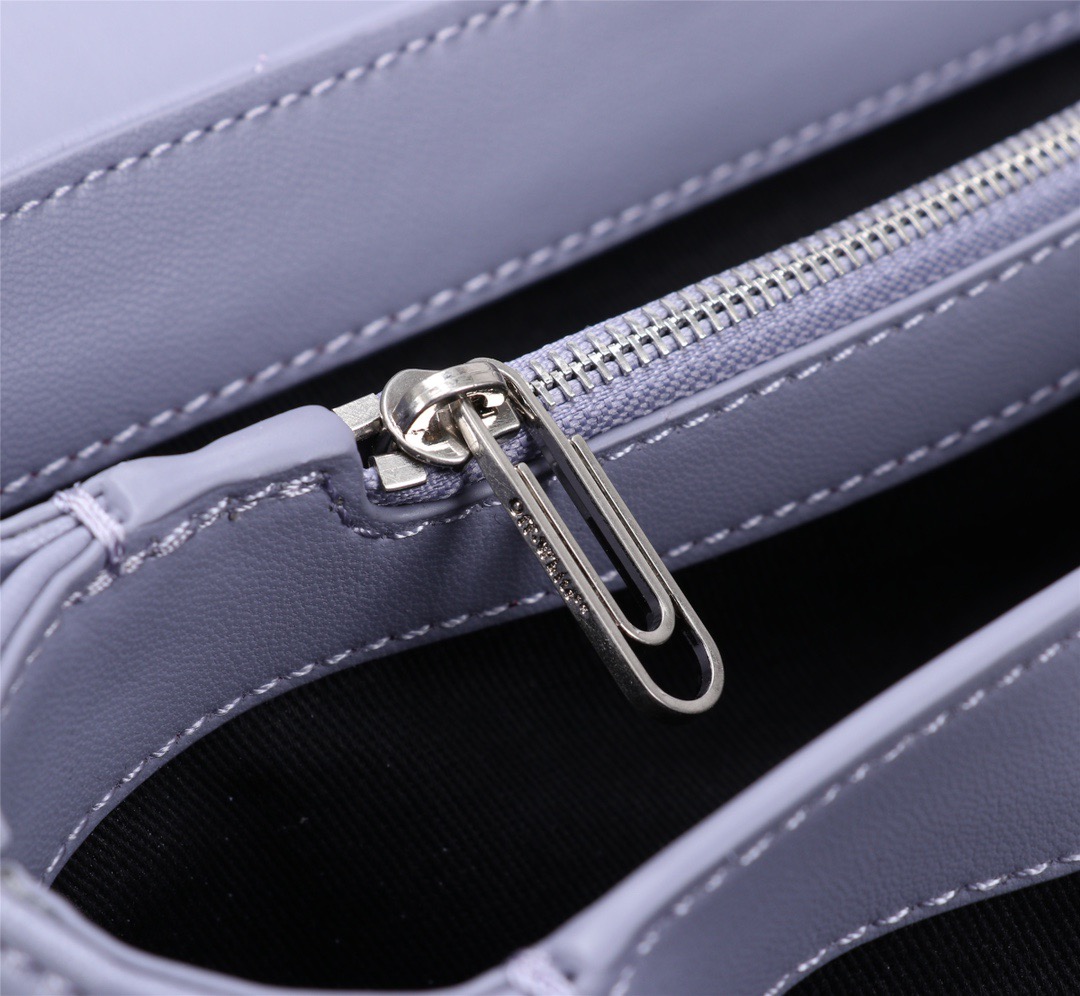 handbags OFF-White 567  6553870  size:24*19*12cm - vstockx