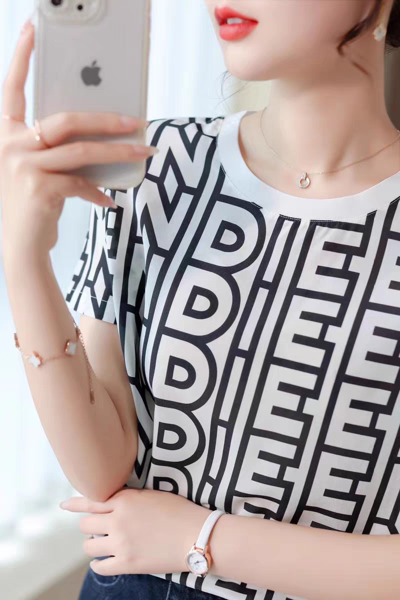 Clothes Fendi 136 - vstockx