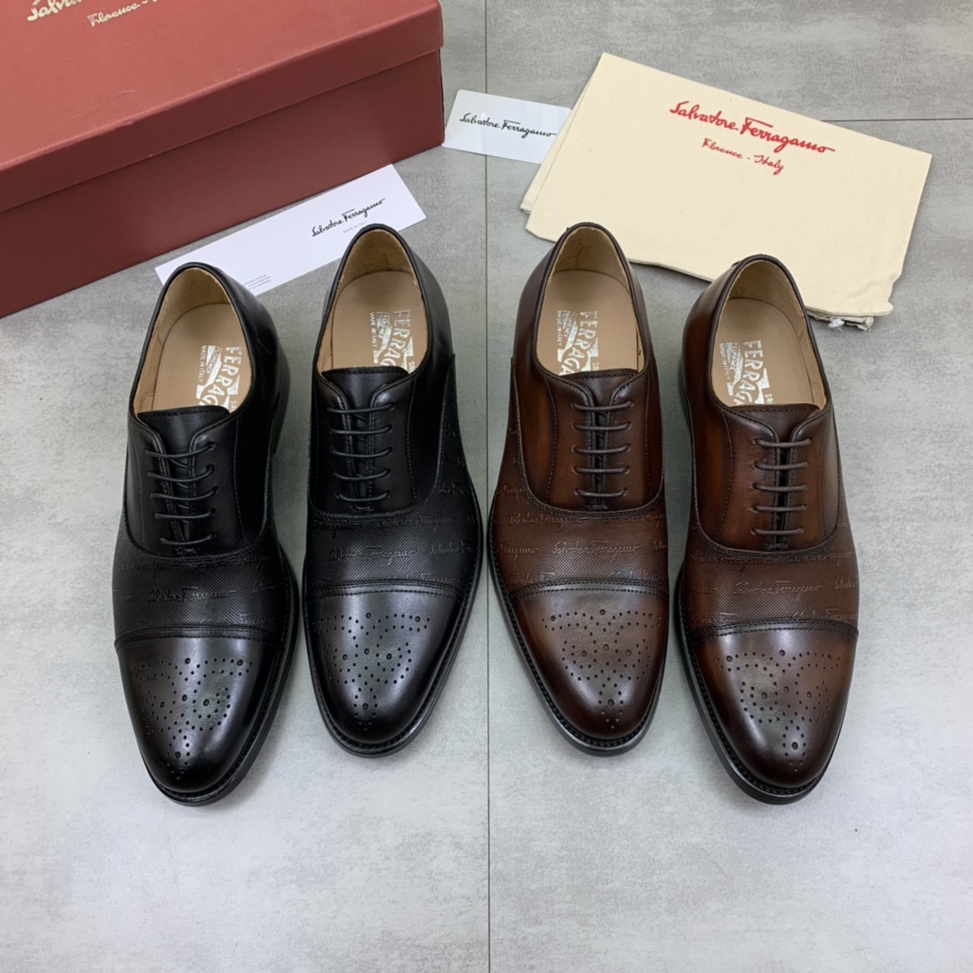 Salvatore Ferragamo Boots 16 - vstockx