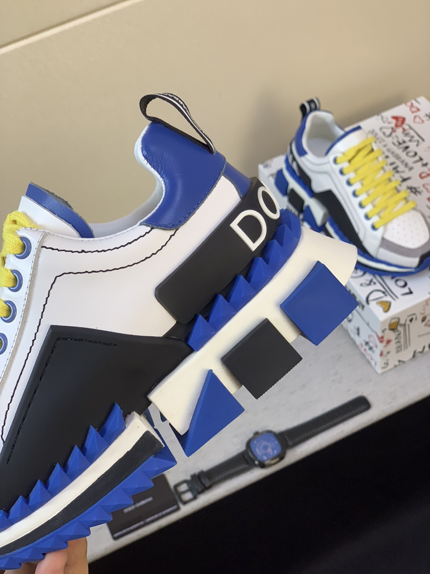 Dolce & Gabbana Low Tops Sneakers 28 - vstockx