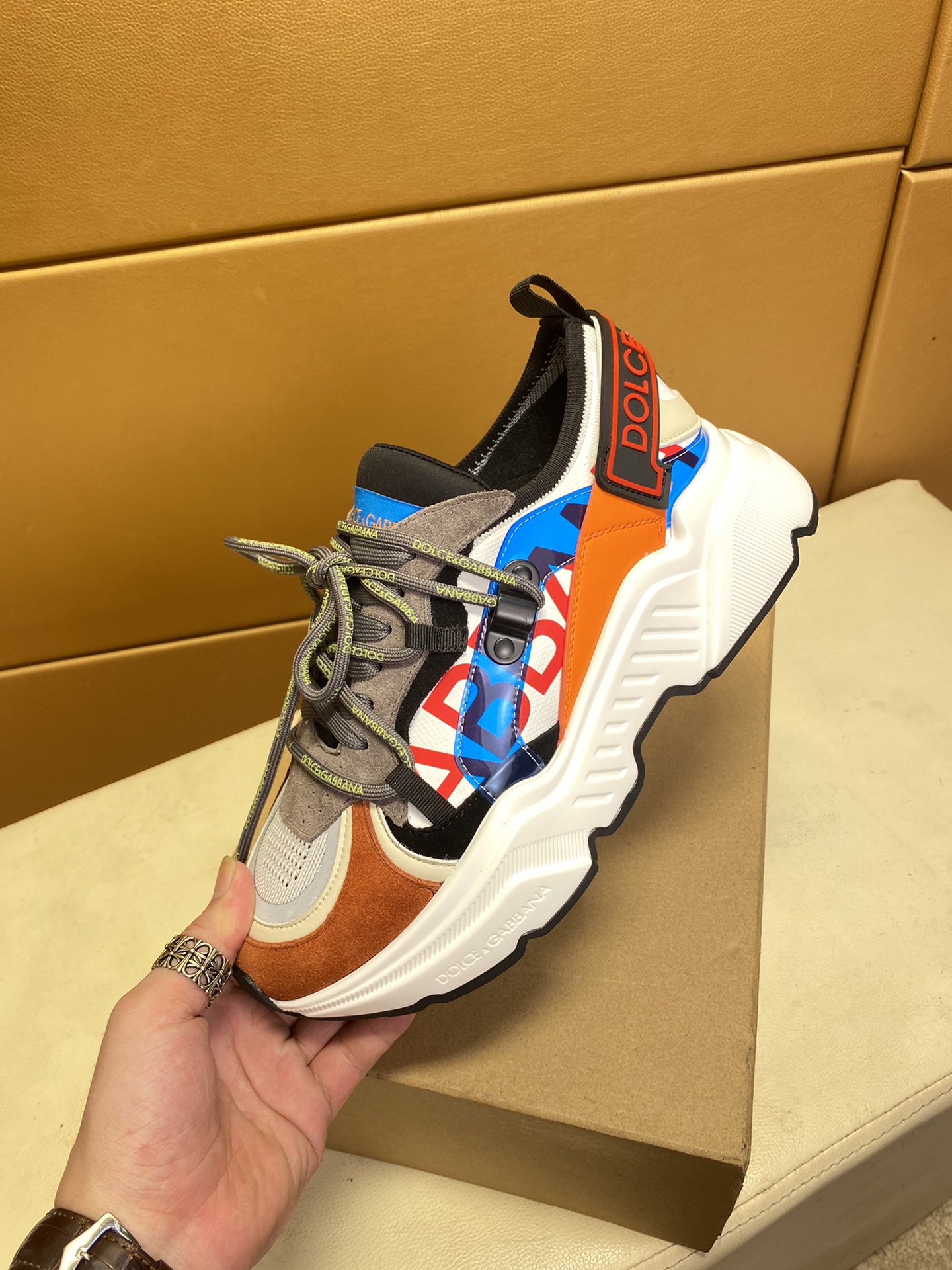 Dolce & Gabbana Low Tops Sneakers 85 - vstockx