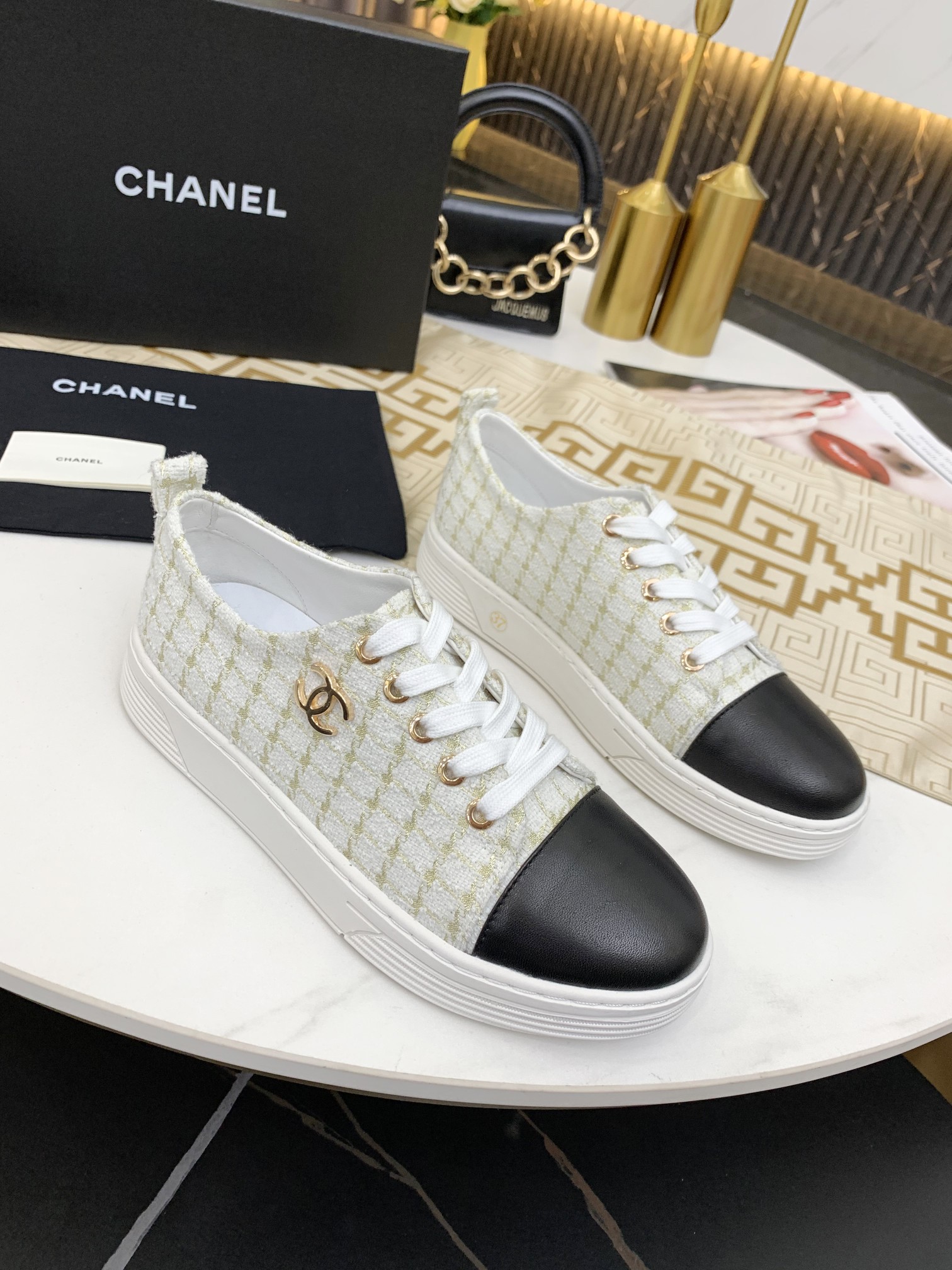 Chanel Platform Sneaker 34 - vstockx