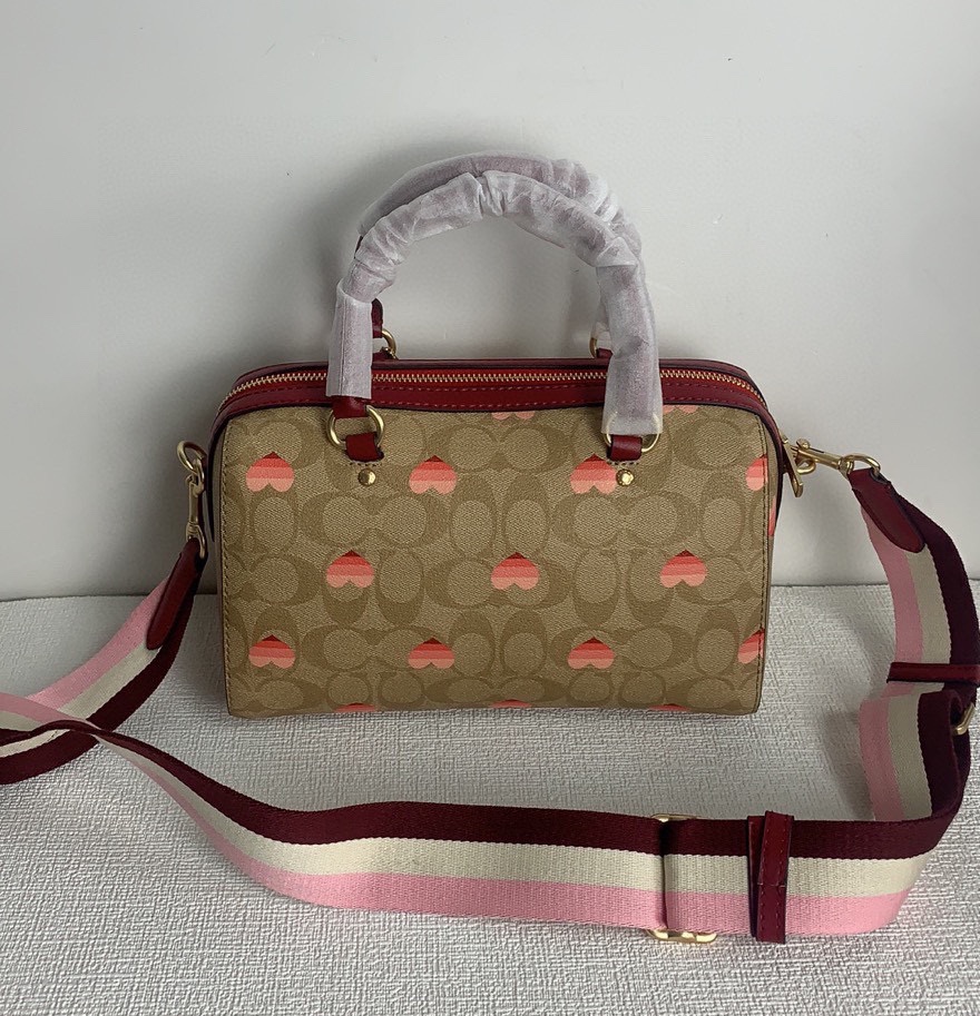 Handbags Coach CA248 size:26*18*13 - vstockx