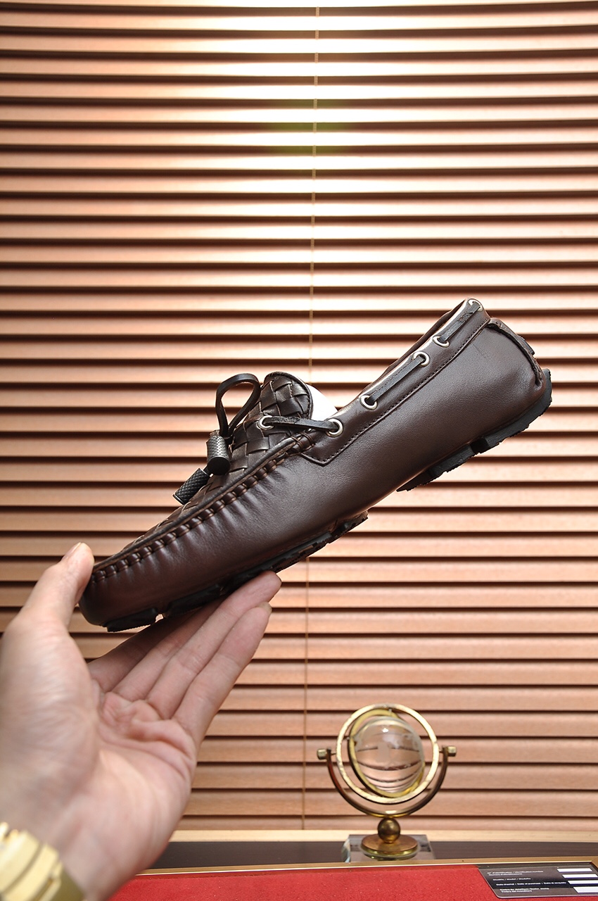 Bottega Veneta Intrecciato Leather Loafers 8 - vstockx