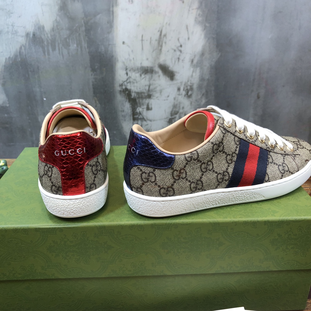 Gucci Ace GG Supreme Navy (W) - vstockx