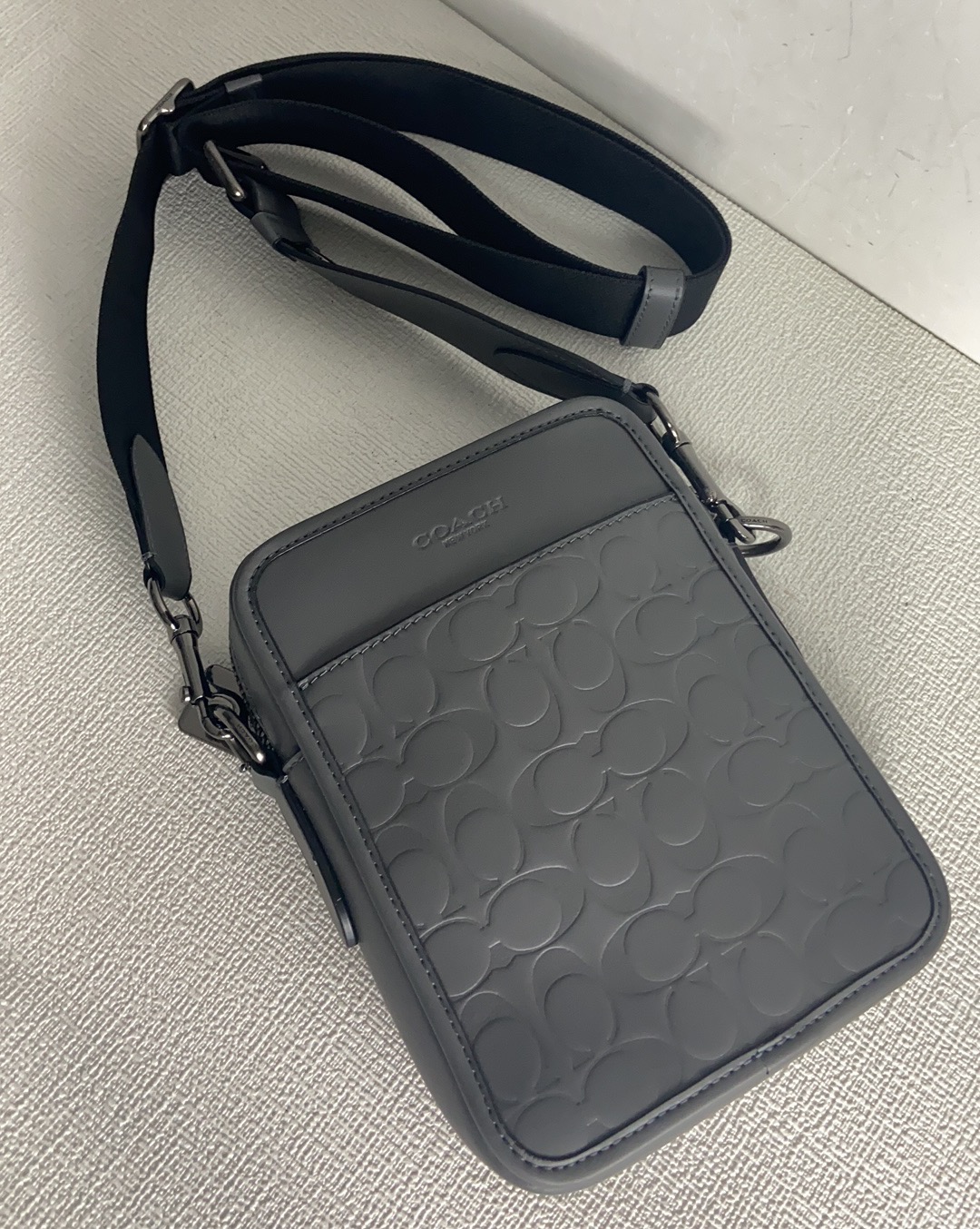 Handbags Coach CH060 size:16*21*6cm - vstockx