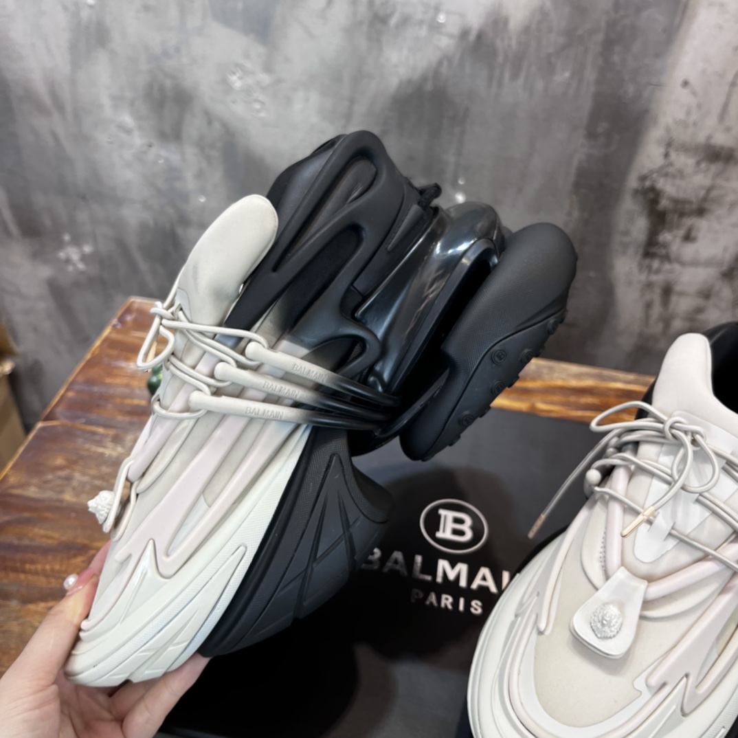 Balmain Sneaker 4 - vstockx