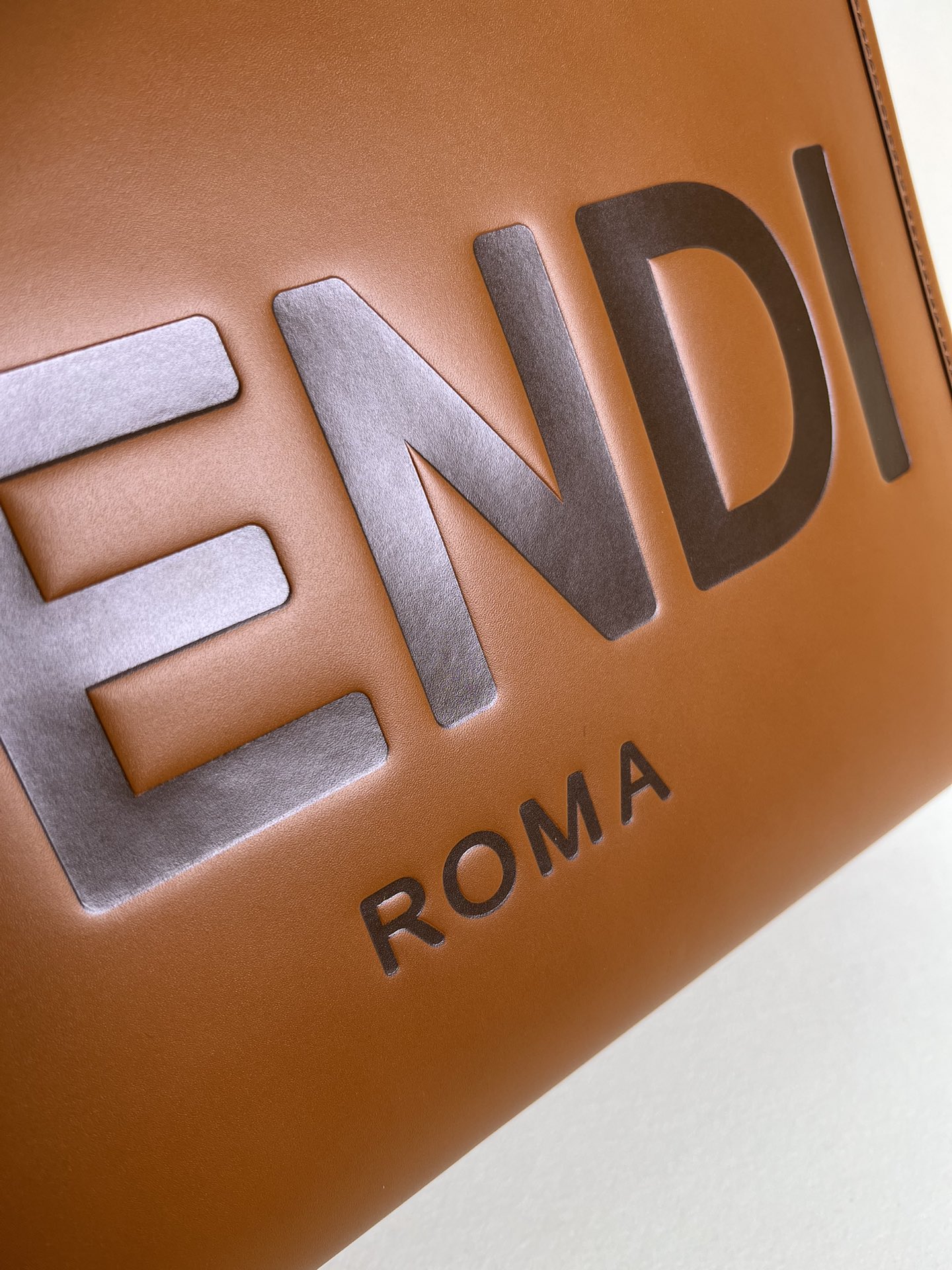 handbags FENDI 877 size:17*35*31 - vstockx