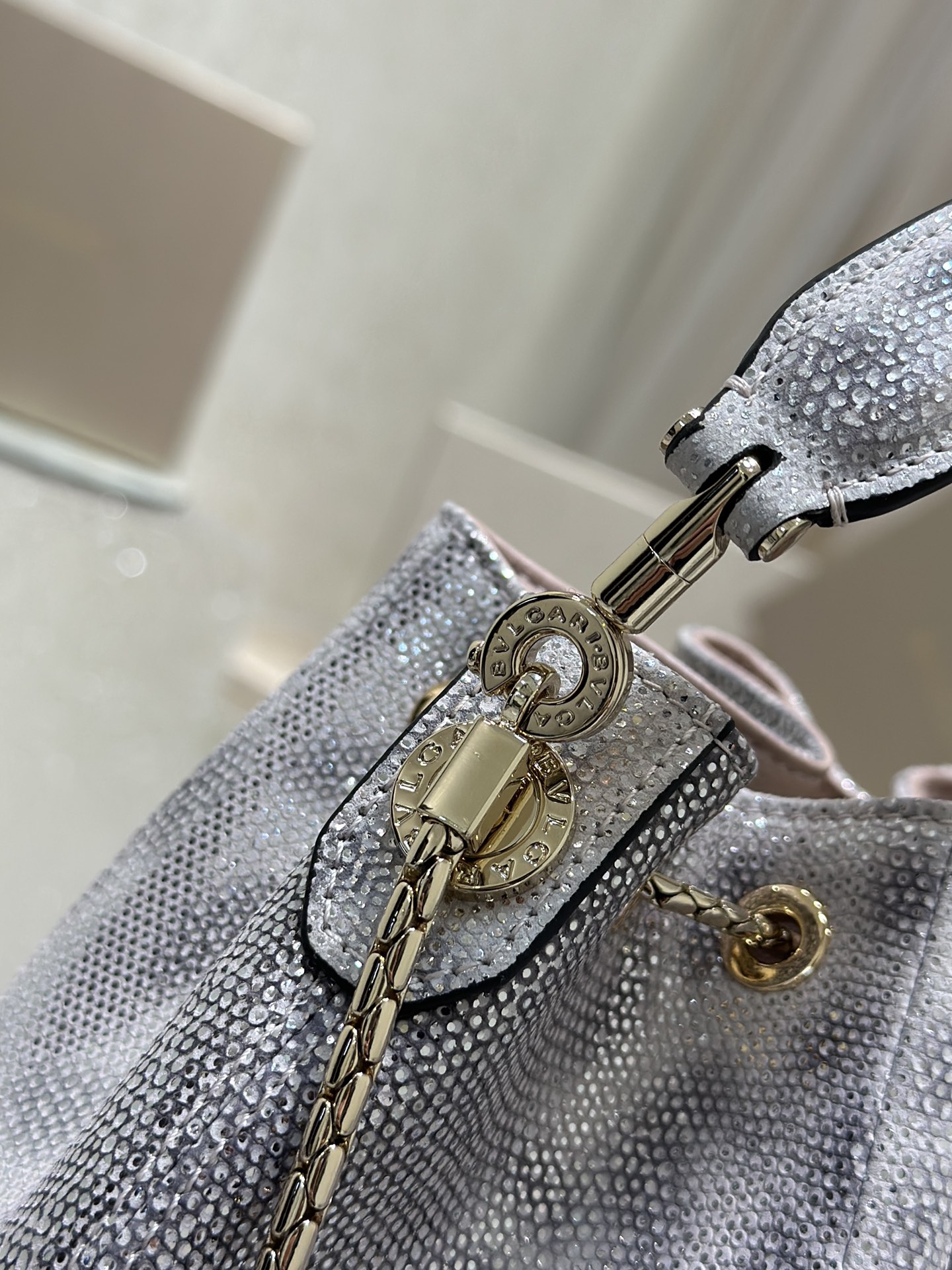 Handbags Bvlgari 287614 size:16*19*11 cm - vstockx