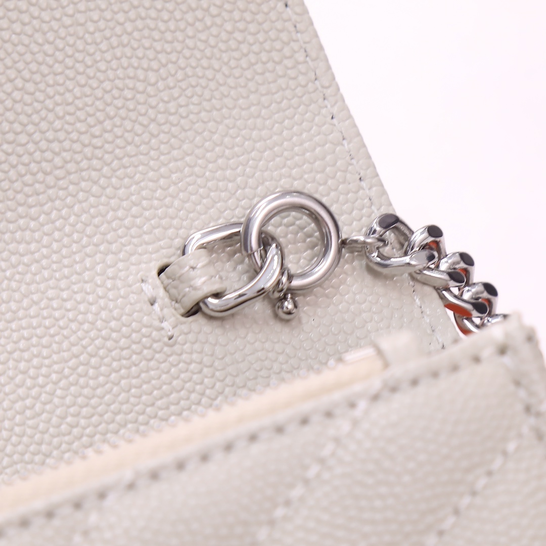 Handbags SAINT LAURENT 393953 size 19x11.5x4 cm - vstockx