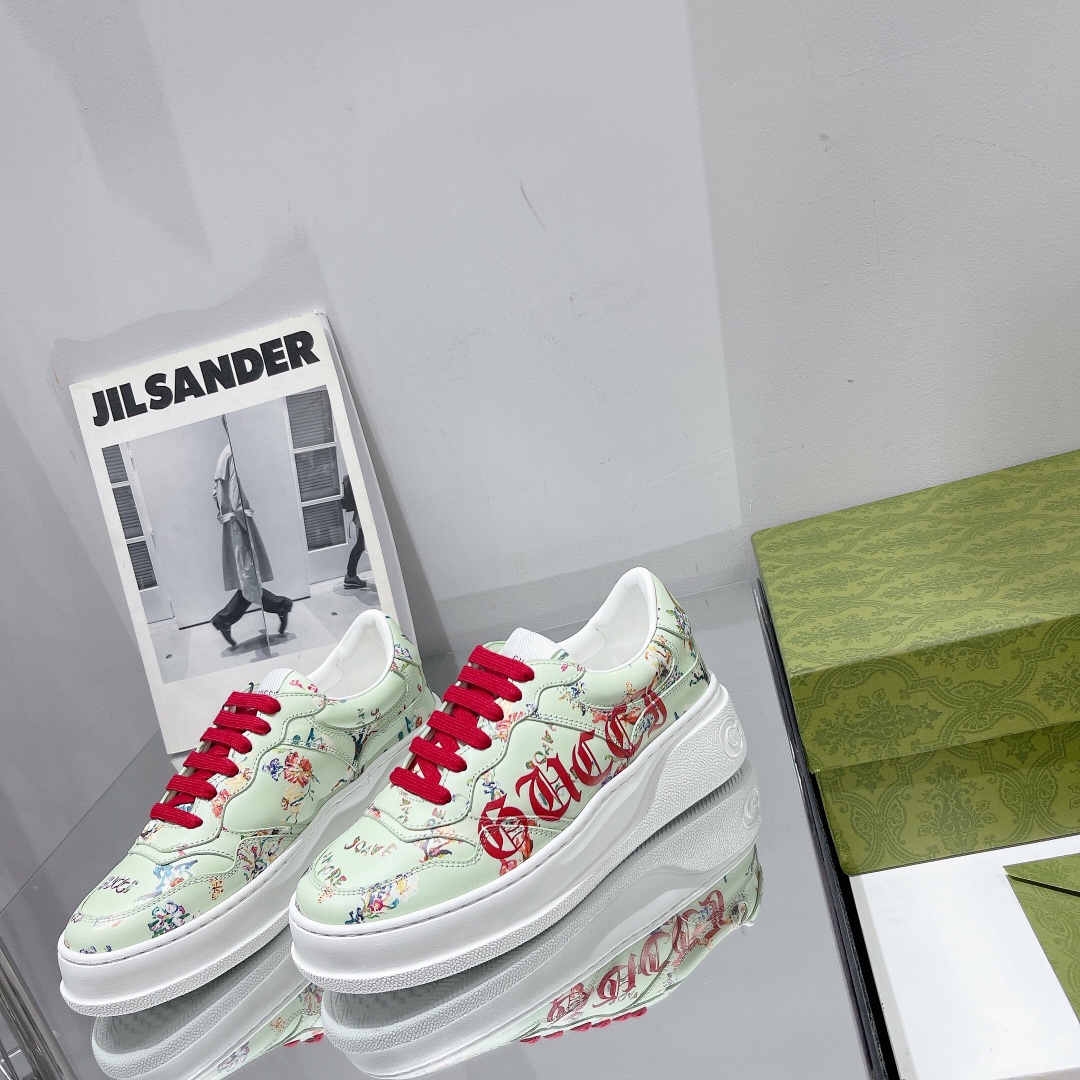 Gucci Women's GG sneaker 2 - vstockx