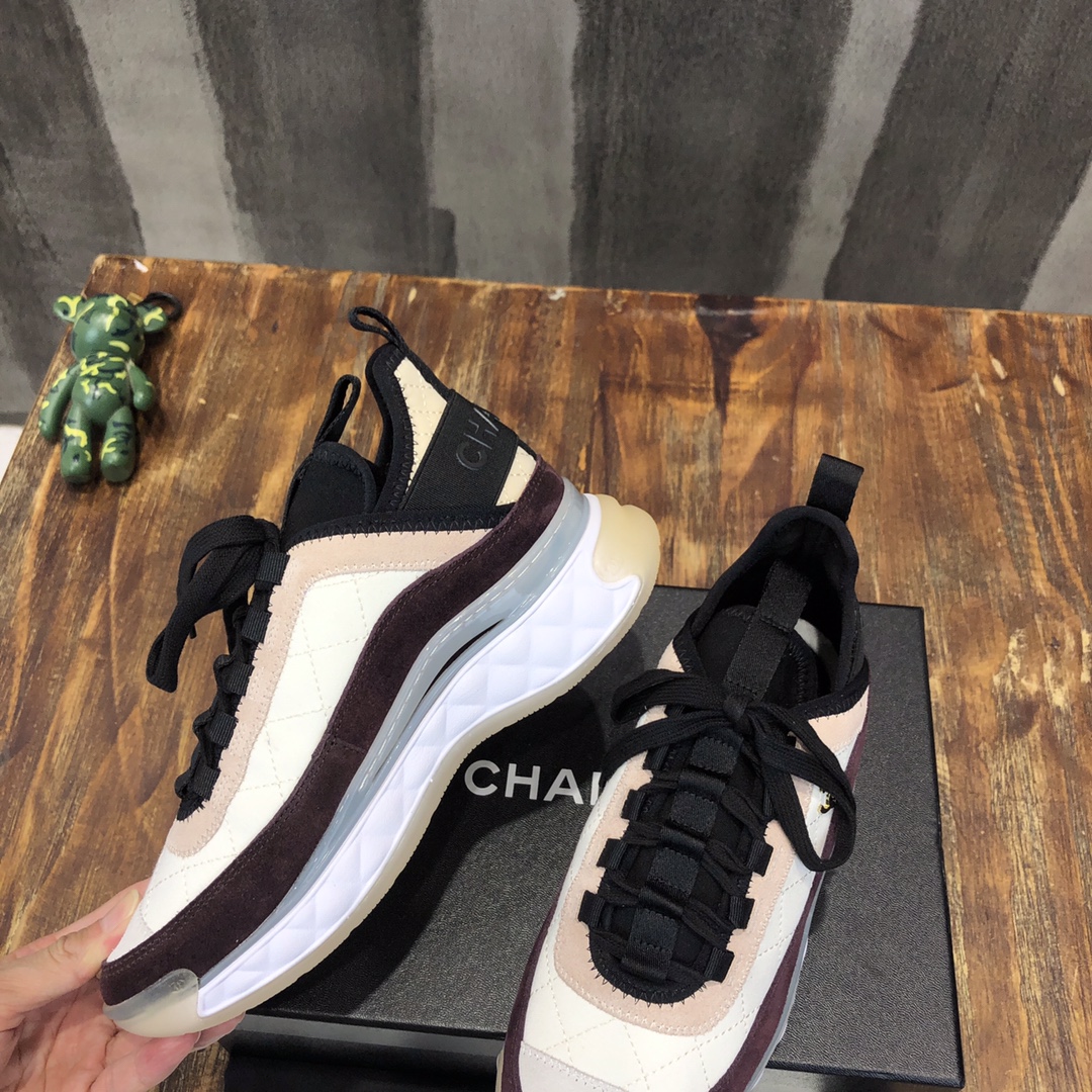 Chanel Fabric & Suede Calfskin Low Top Sneaker 8 - vstockx