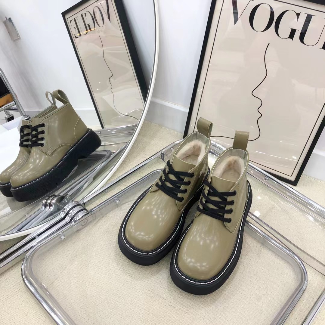 Bottega Veneta Boots 16 - vstockx