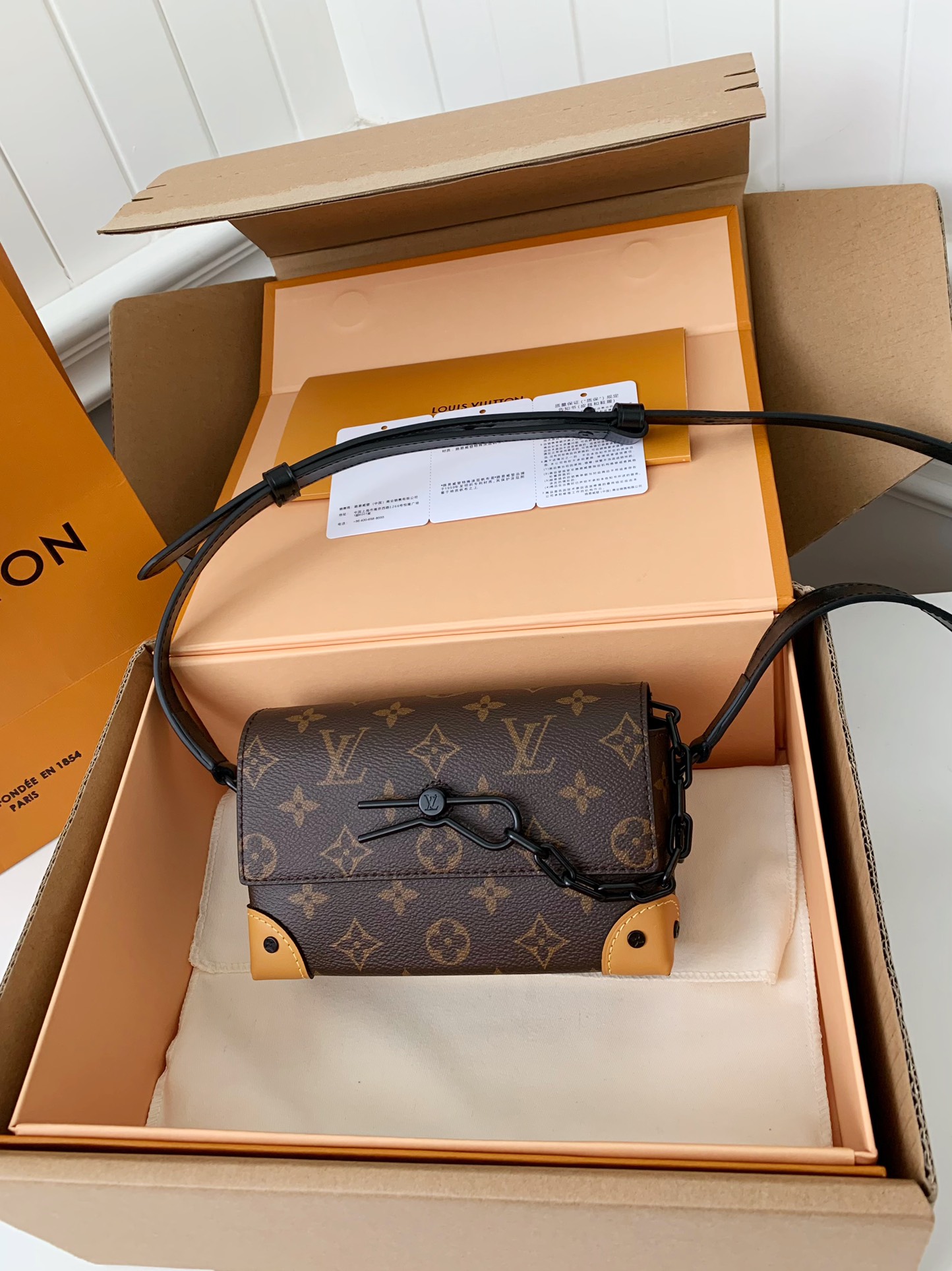 Handbags Louis Vuitton M82534 size:18*1*6.5 cm - vstockx