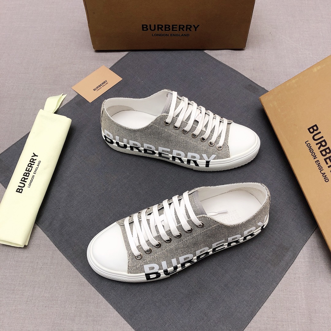 Burberry Perforated Check Sneaker 10 - vstockx