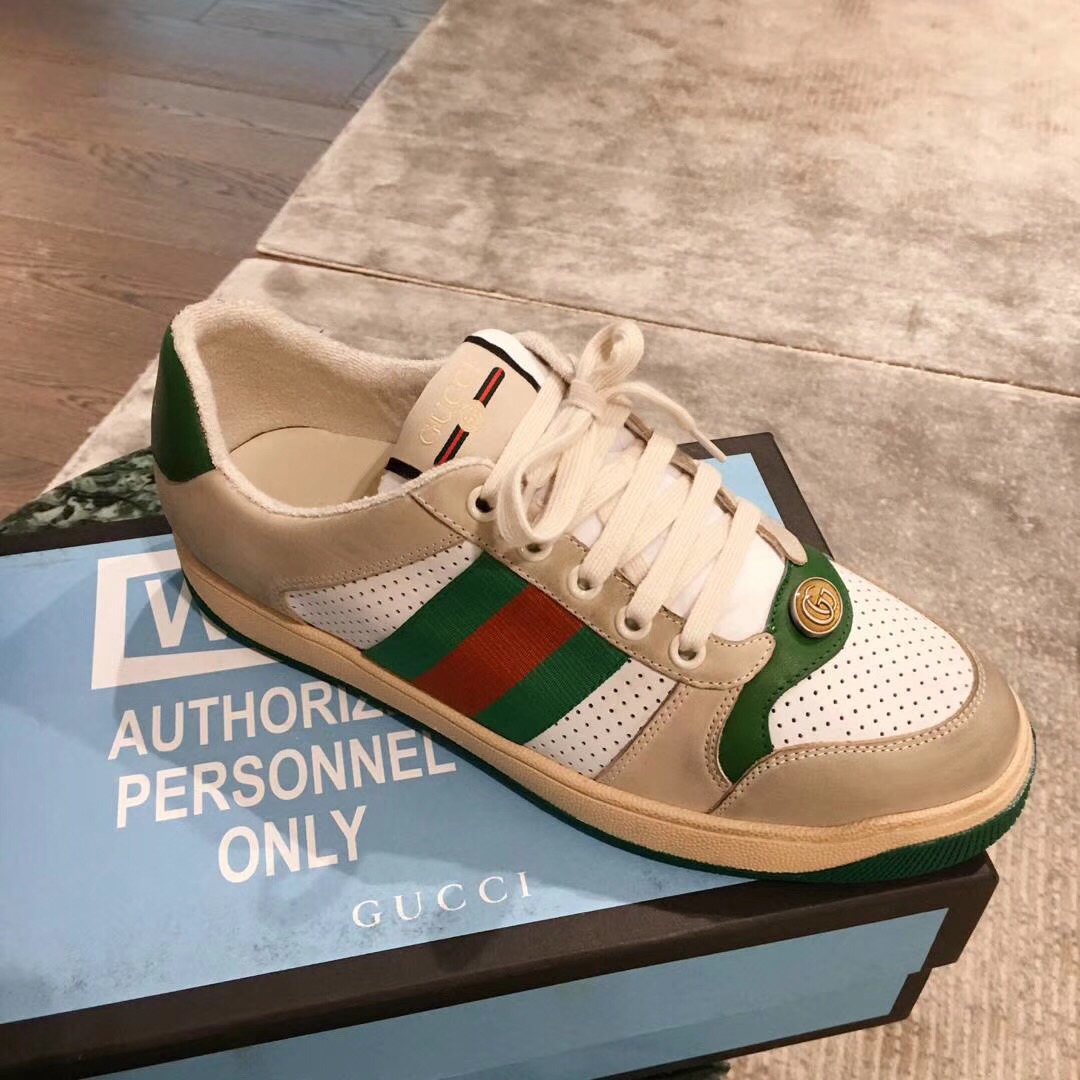 Gucci Screener GG Canvas 1 - vstockx