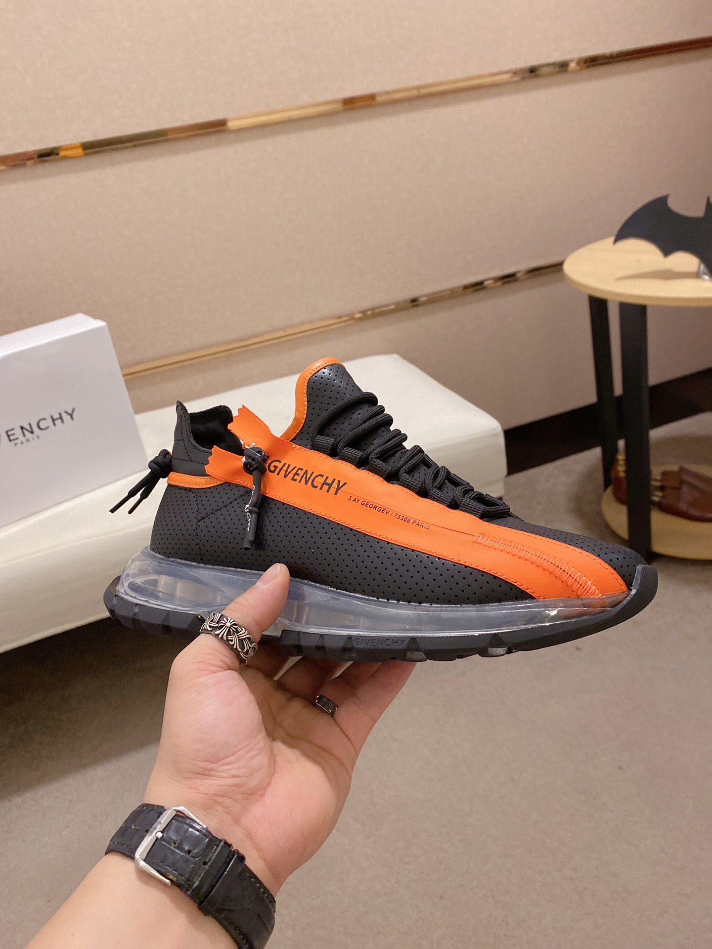 Givenchy Spectre Zip Sneakers 3 - vstockx