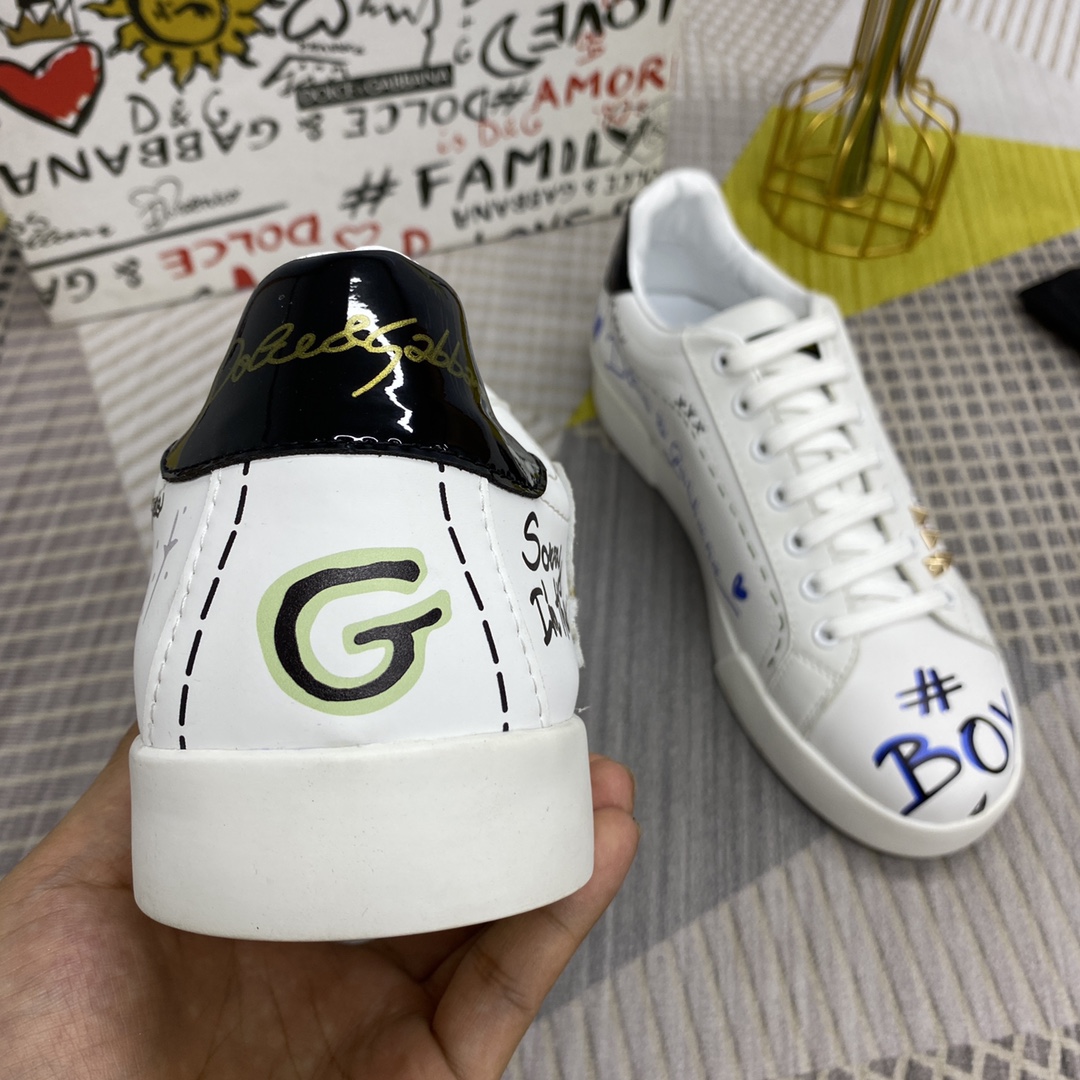 Dolce & Gabbana Low Tops Sneakers 104 - vstockx