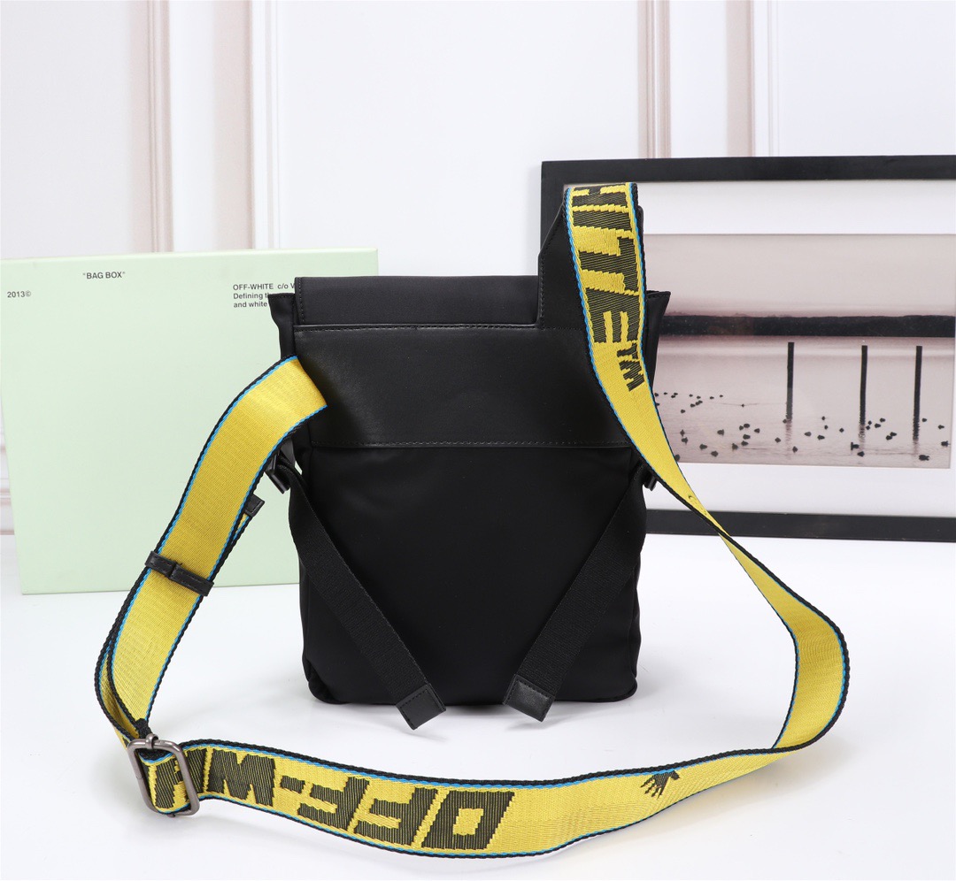 handbags OFF-White 558  4551760  size:24*26*8cm - vstockx
