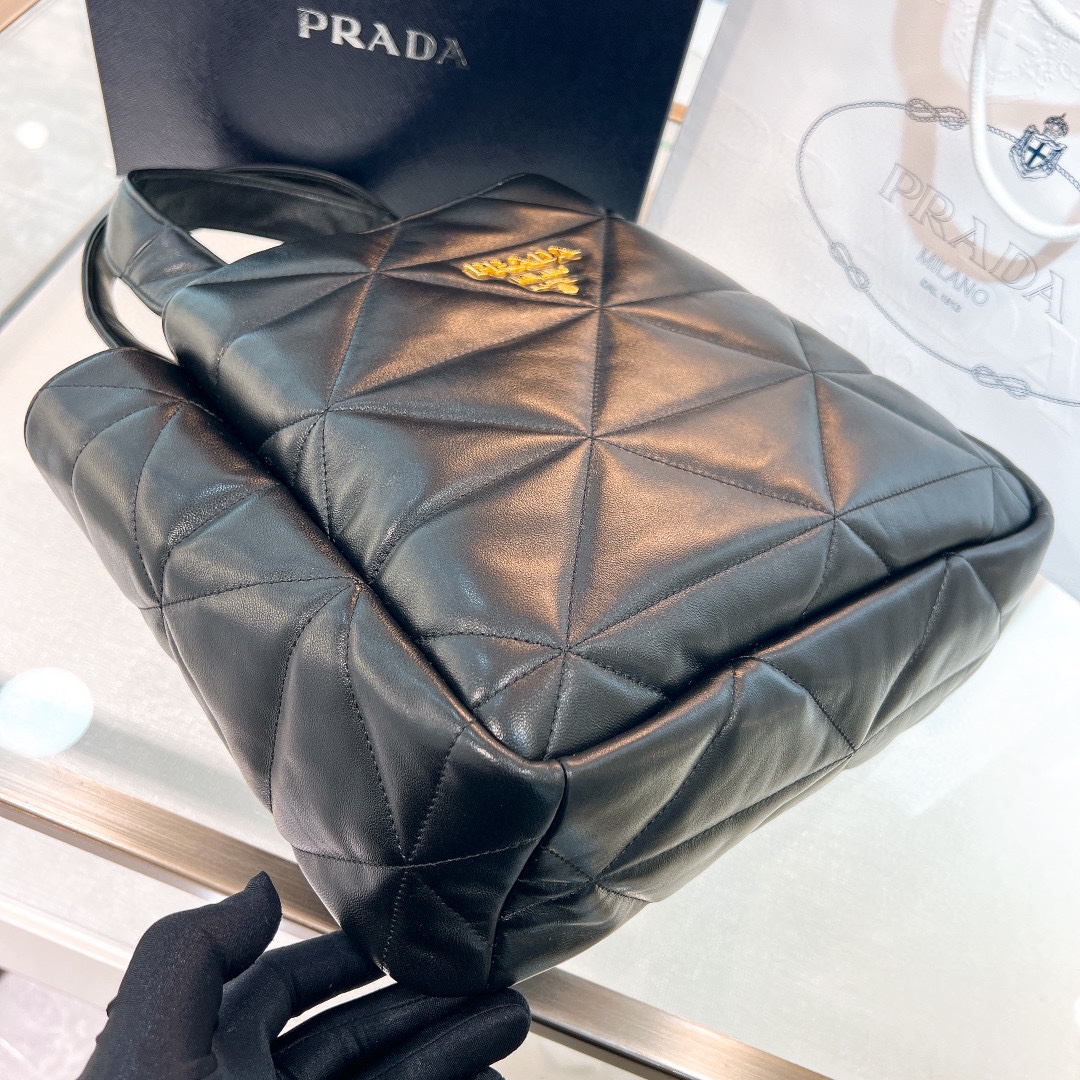 handbags prada 1BG450 31*27*13 - vstockx