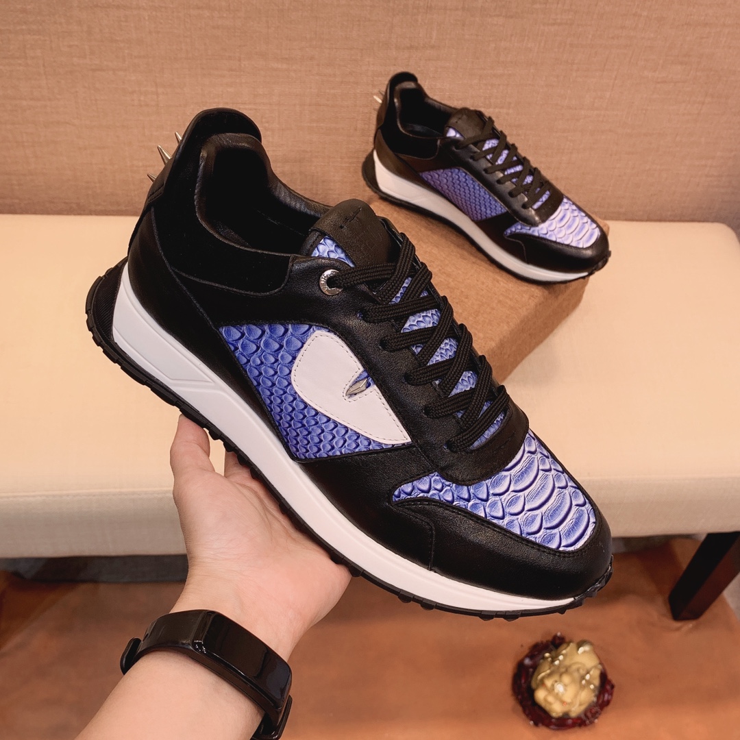 Fendi Low Top Sneakers 18 - vstockx