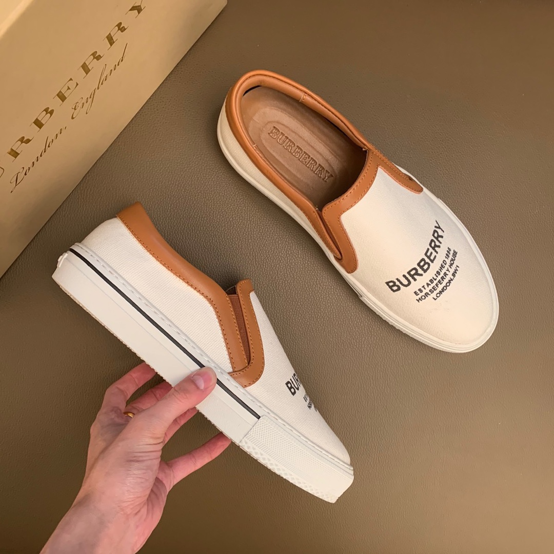 Burberry Perforated Check Sneaker 37 - vstockx